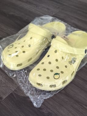 Mens Yellow Clog ('croc') Sandals - Comfortable Slip-On Shoe